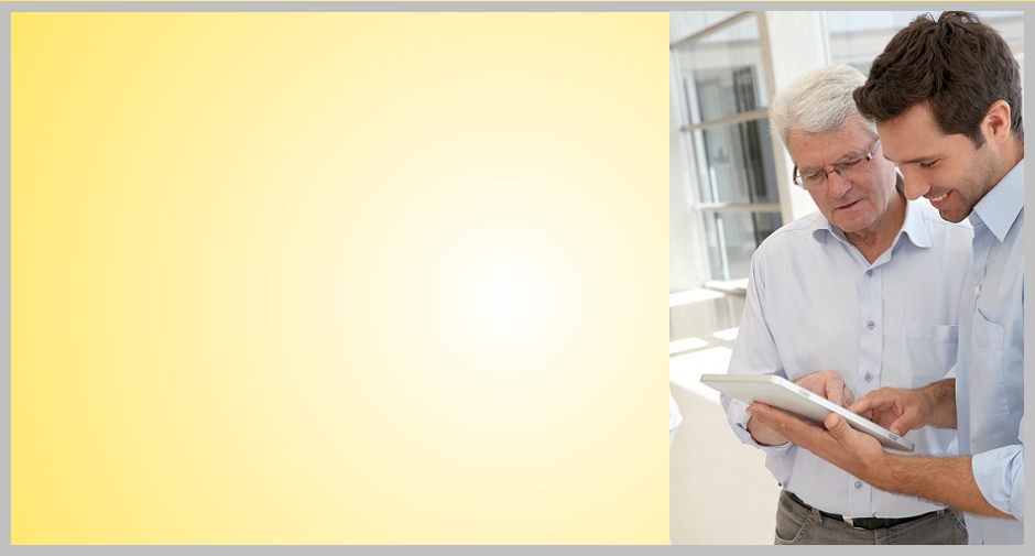 Persönliches Beratungsgespräch am Tablet